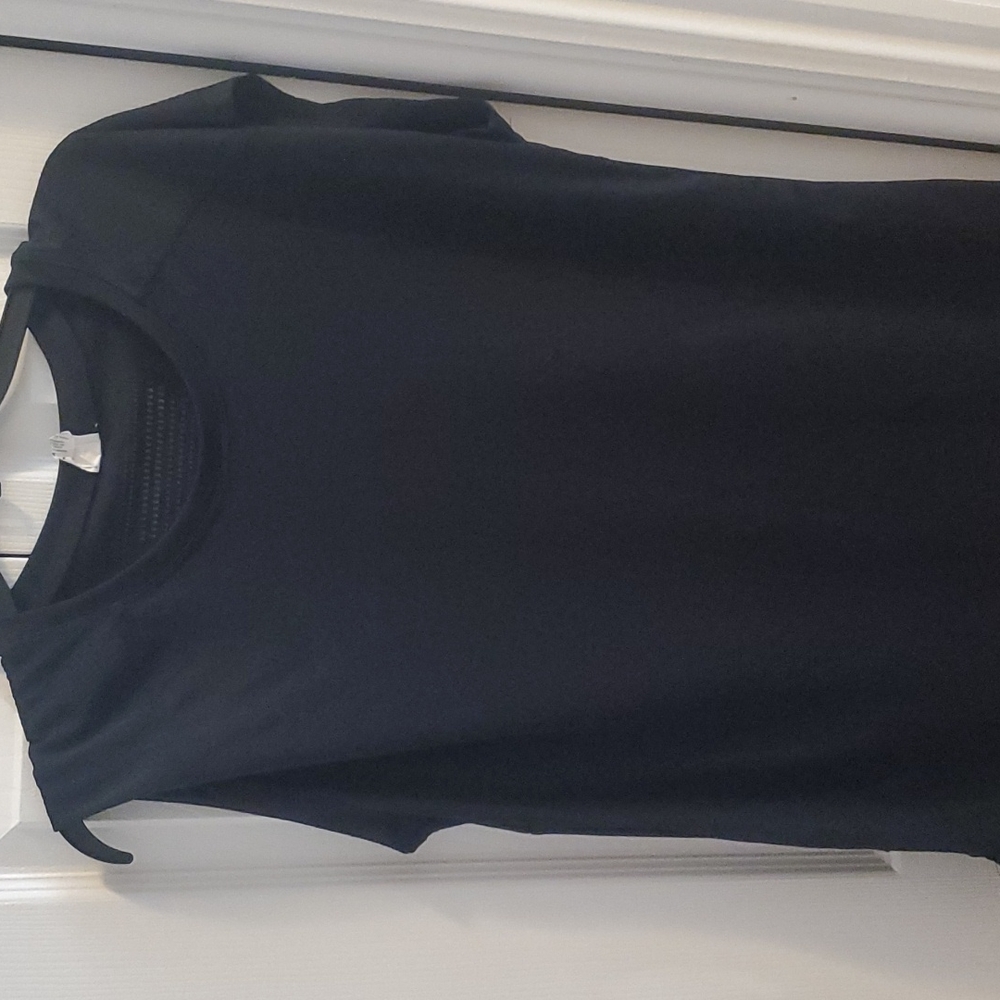 Champion XL work out top with vented back/reflective stripe